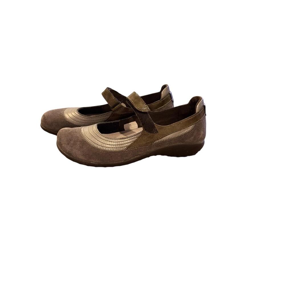 Naot Mary Jane Flats Womens Brown Suede Velcro Strap Classic Minimalist